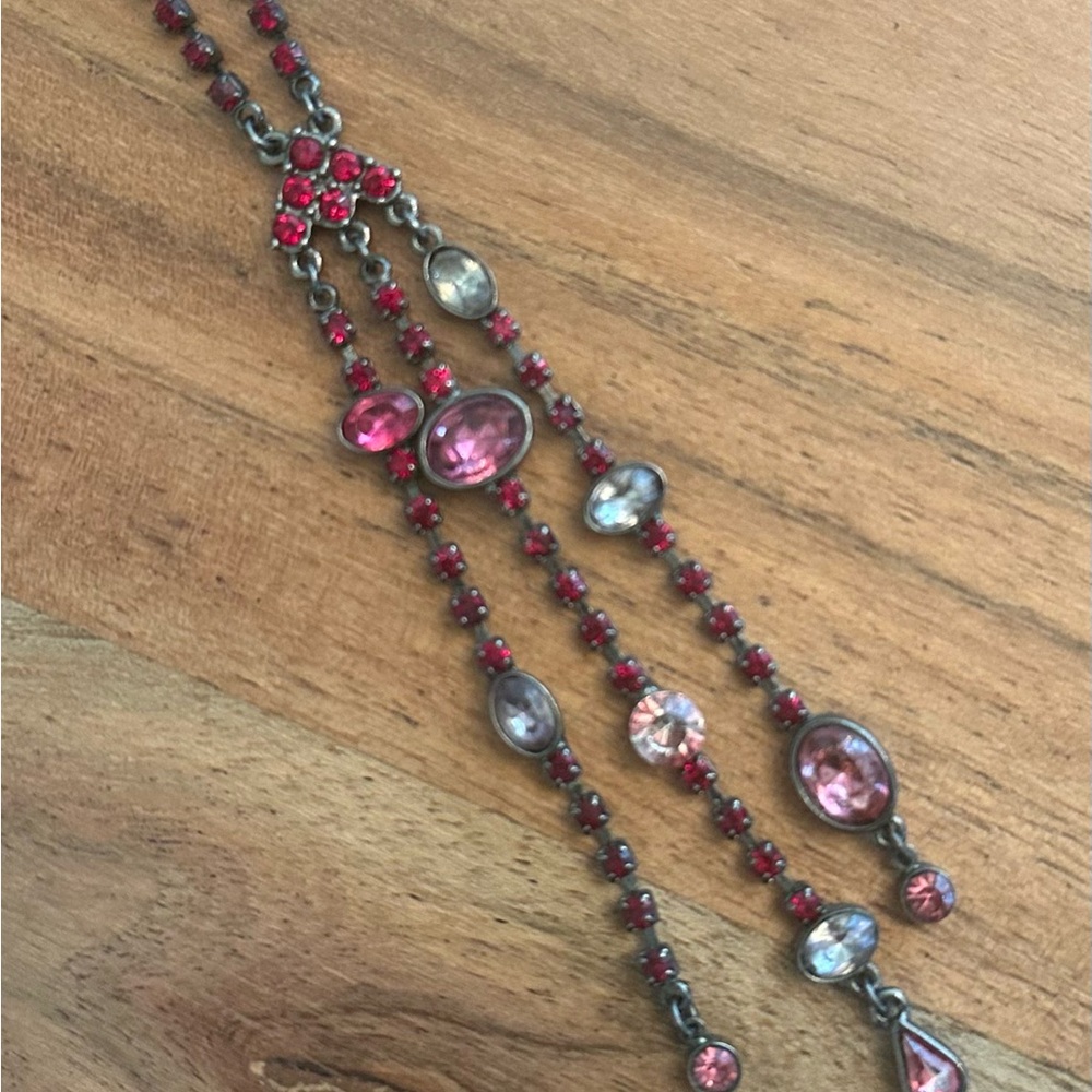 Gorgeous pinks vintage Nine West necklace